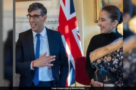 Manisha Koirala Meets UK Prime Minister Rishi Sunak In London. See Pics