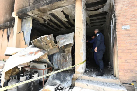 Dozens dead as fire engulfs Kuwait residential block