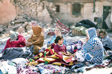 Moroccans sleep in the streets for 3rd night following earthquake