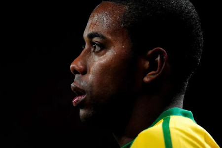 Former Brazil international Robinho arrested to serve rape sentence